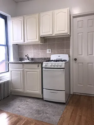 Rented by MPGL Realty Corp | media 14