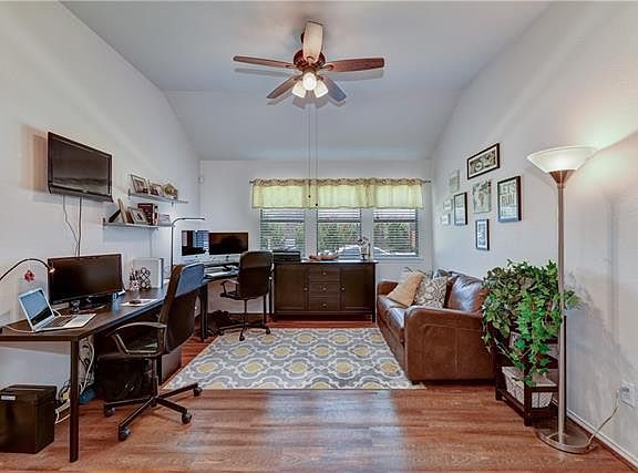 5th image of 10368 Bradshaw Dr