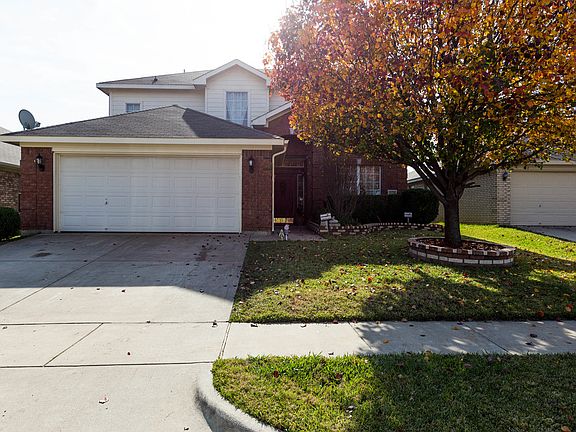 4th image of 908 High Creek Dr