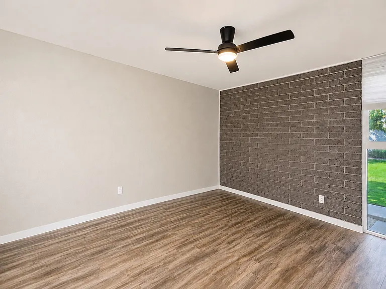 4202 N 38th St #2 — Photo 13