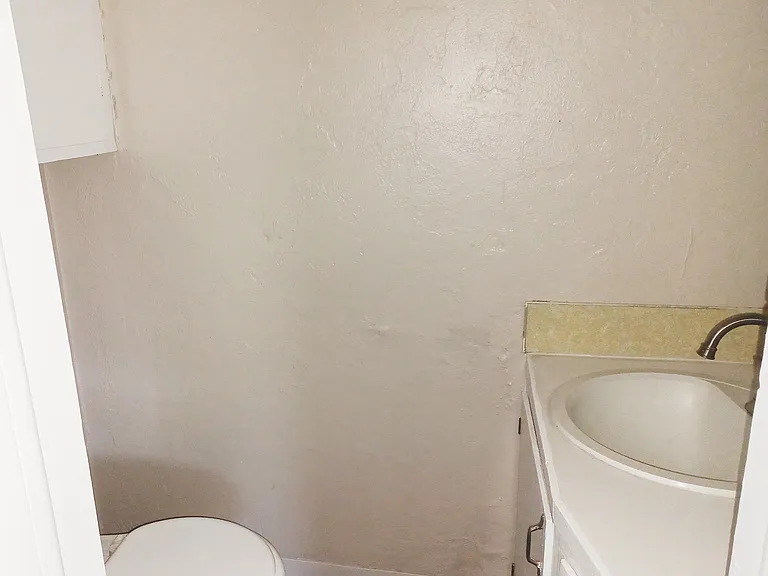 Magnolia Apartments — Photo 21