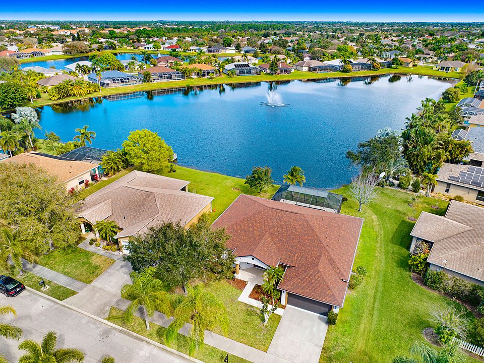 2nd image of 1802 Laramie Cir