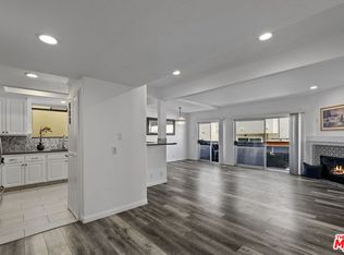 1811 Manning Ave APT 202, Los Angeles, CA 90025