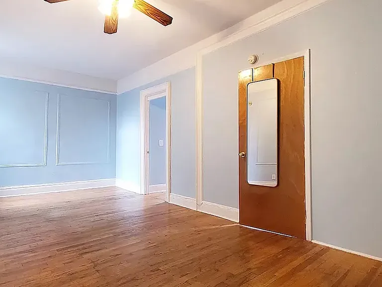 1556 Atlantic Ave #2R — Photo 4
