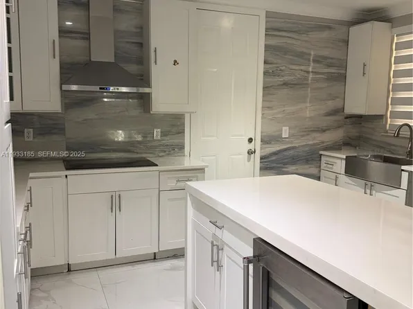 8935 SW 228th Ln #8935, Miami, FL 33190