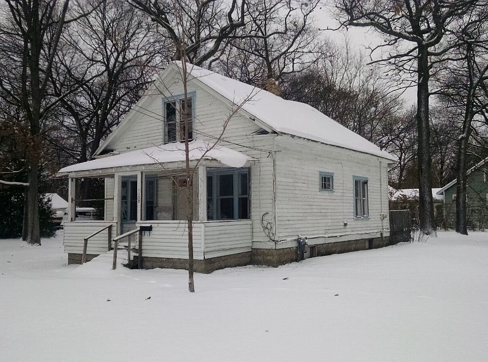 1st image of 1138 Marquette Ave