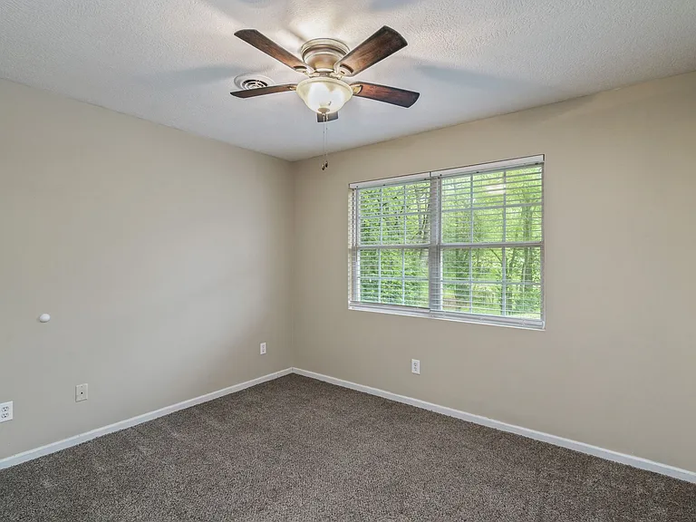 (ACHTK) Boyds Creek Highway (4 Units) - 2318 — Photo 13