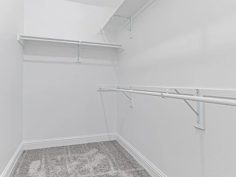 422 Oleander Dr — Photo 32