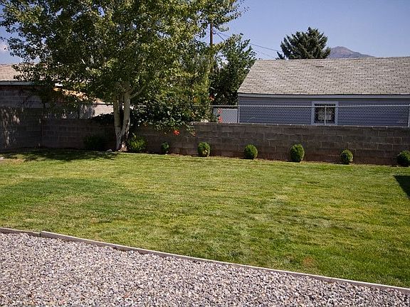 4th image of 1729 E Gregson Ave