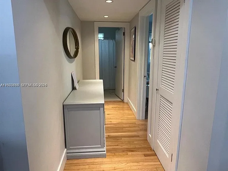 685 SW 19th Rd — Photo 9