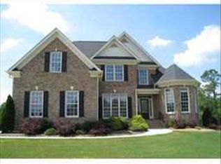 185 Paula Dr, Angier, NC 27501