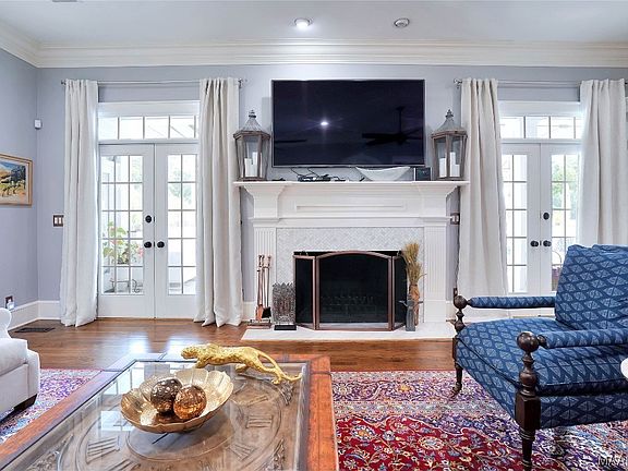 3rd image of 106 Glynlakes Dr