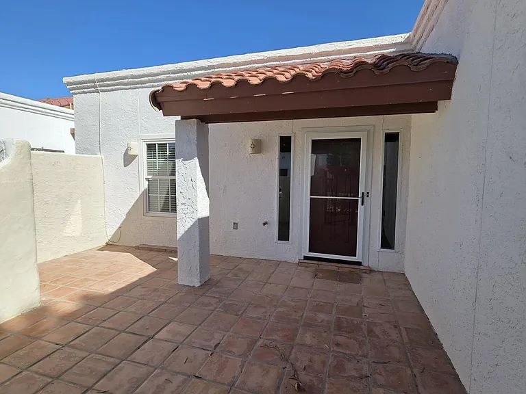 230 Casas Bella Ln — Photo 3