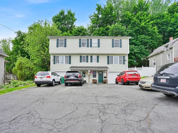 264 E Main St, Chicopee, MA 01020
