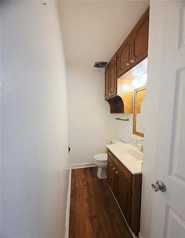 23 New England Ct — Photo 3