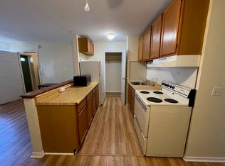 121 Naugatuck Ave APT F, Milford, CT 06460