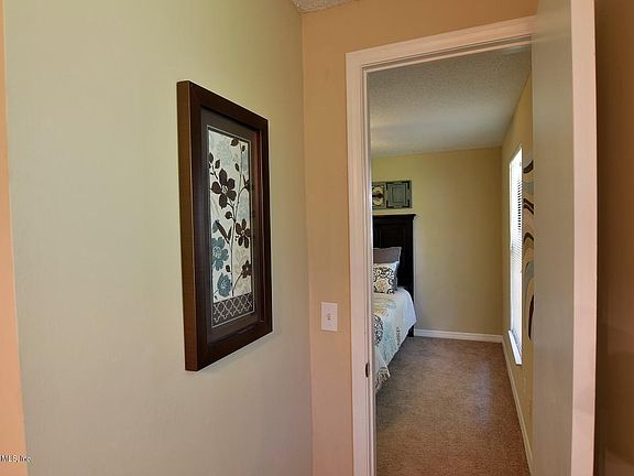 2nd image of 2695 Julie Ln