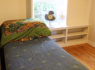 4 Parks St, Kingston, MA 02364