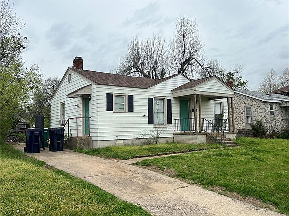 3rd image of 2416 NE 28th St