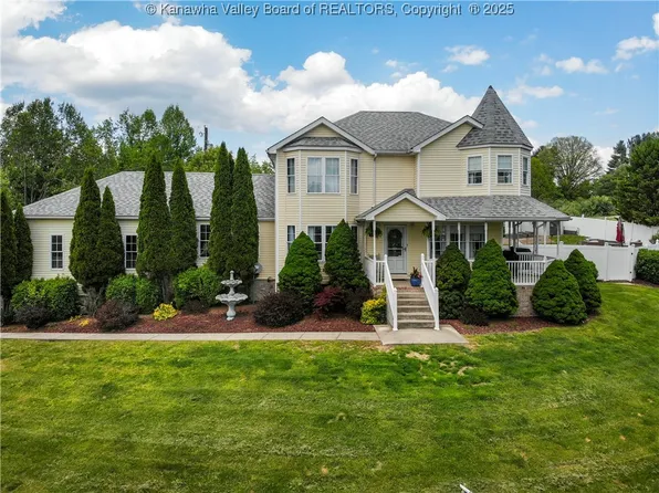 376 Spanoaks Rd, Milton, WV 25541