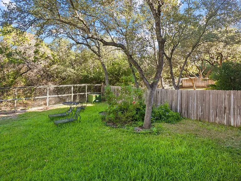 2911 Dason Ledge — Photo 42