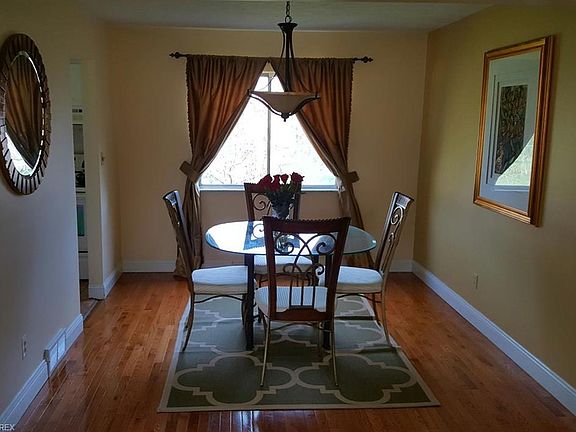 4th image of 26932 Sudbury Dr
