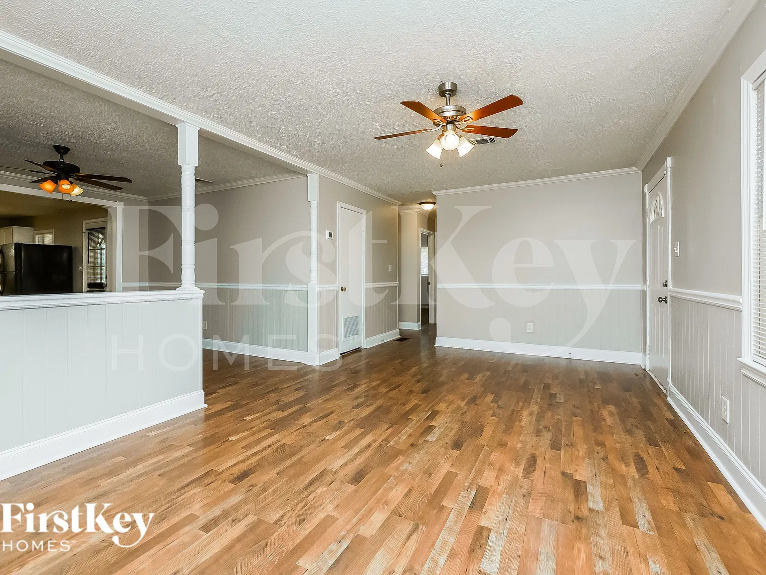 4 bed, 2.0 bath, 1326 sqft, $1,910 — Photo 4