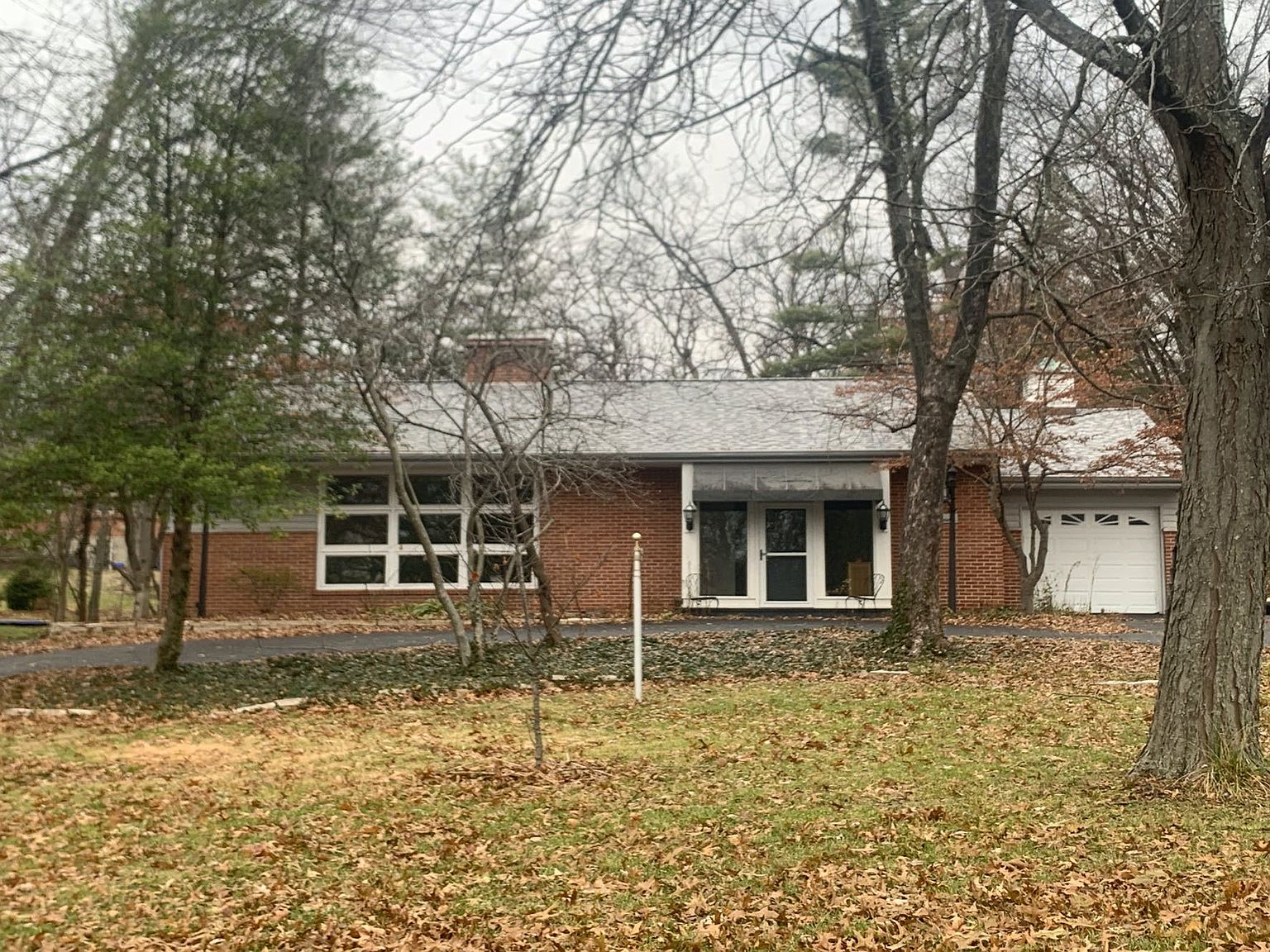 16 Zinzer Ct, Saint Louis, MO 63123 Zillow