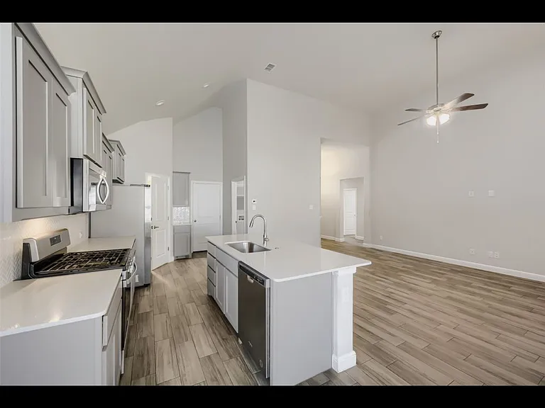 2632 Jordan Dwyer Way — Photo 6