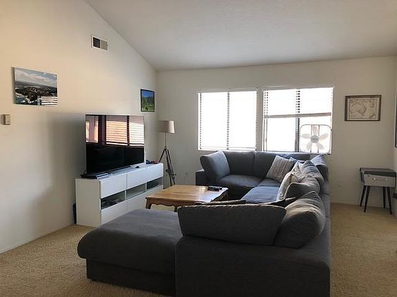 4th image of 171 Monte Vista Ave APT B1