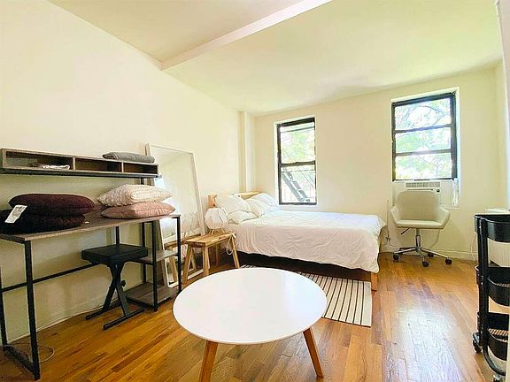 4th image of 413 E 9th St #5BB