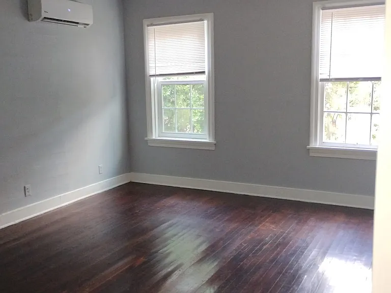 103 S 15th Ave #2 — Photo 4