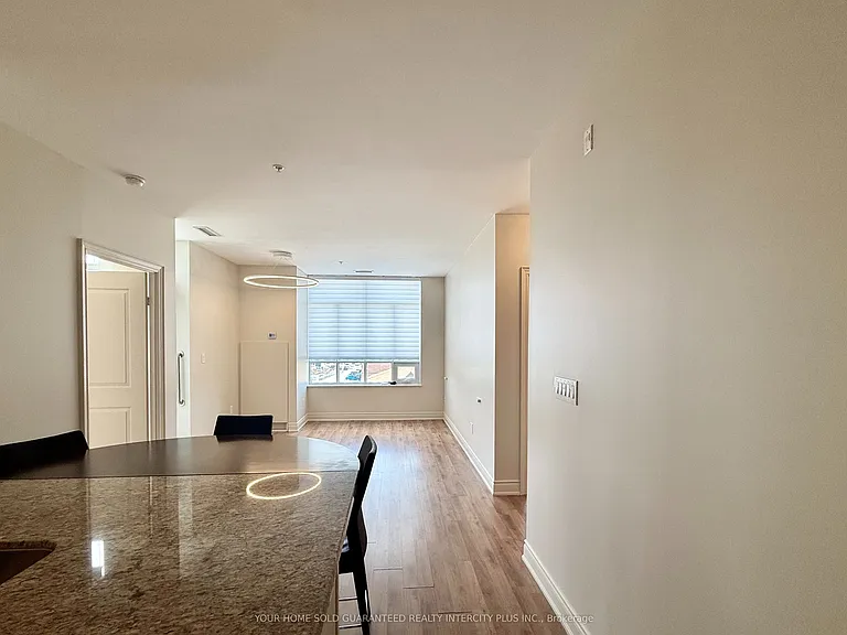 2396 Major Mackenzie Dr #418 — Photo 7