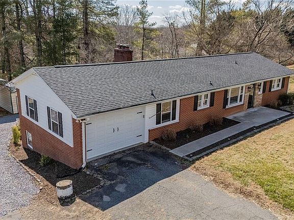 3rd image of 2706 Westfield Rd