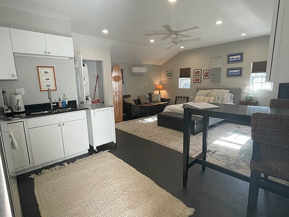 2nd image of 480 Saint Andrews Blvd #1