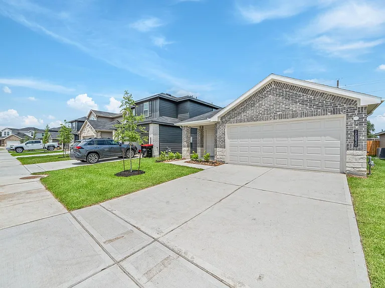 16830 Paintbrush Hollow Ln — Photo 3