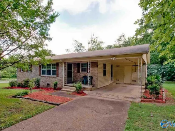 2906 Hester Ln NW, Huntsville, AL 35810