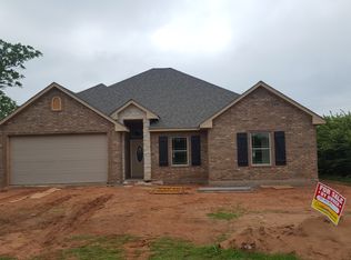 610 4th St, Elgin, OK 73538