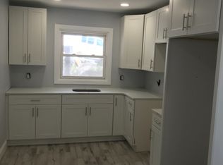 39 Pleasant Valley Ave FLOOR 2, Staten Island, NY 10304