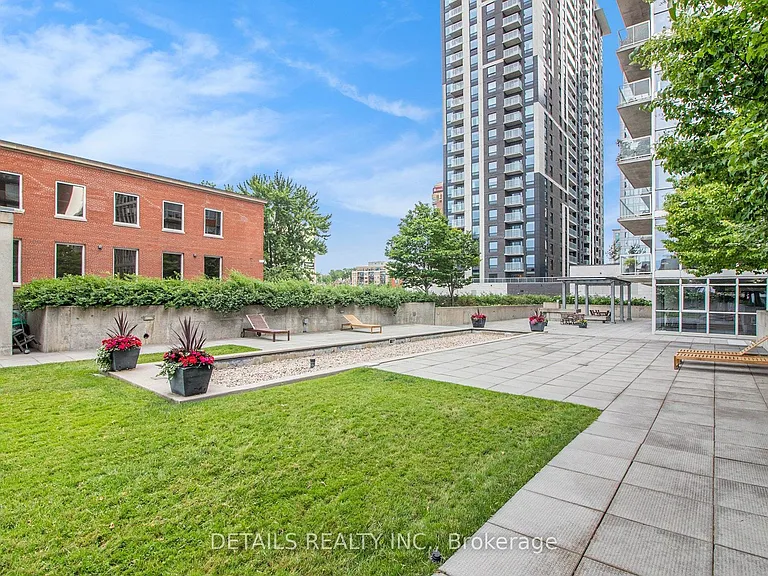 179 George St #1305 — Photo 15