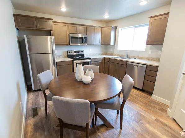 2625 S Asbridge Ln, Magna, UT 84044