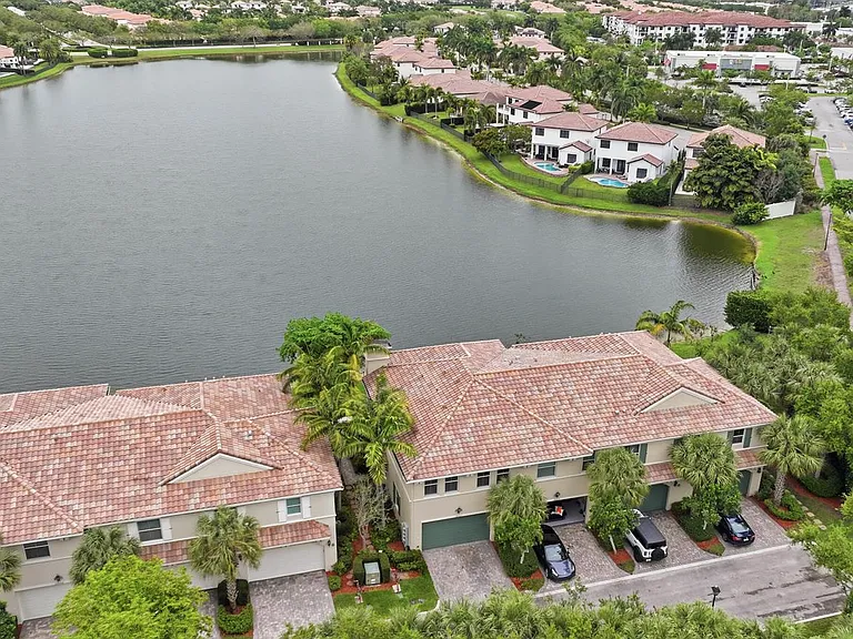 3065 Tortola Way — Photo 27