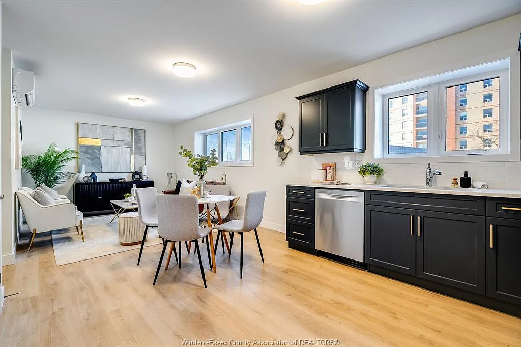 2 bed, $2,100 — Photo 2