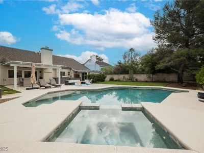 3241 Shoreline Dr, Las Vegas, NV, 89117