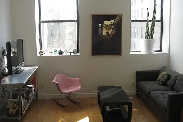 Rented by Corcoran | media 3