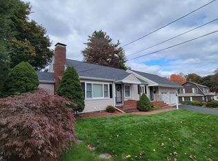 39 Leonard Ave, Haverhill, MA 01835