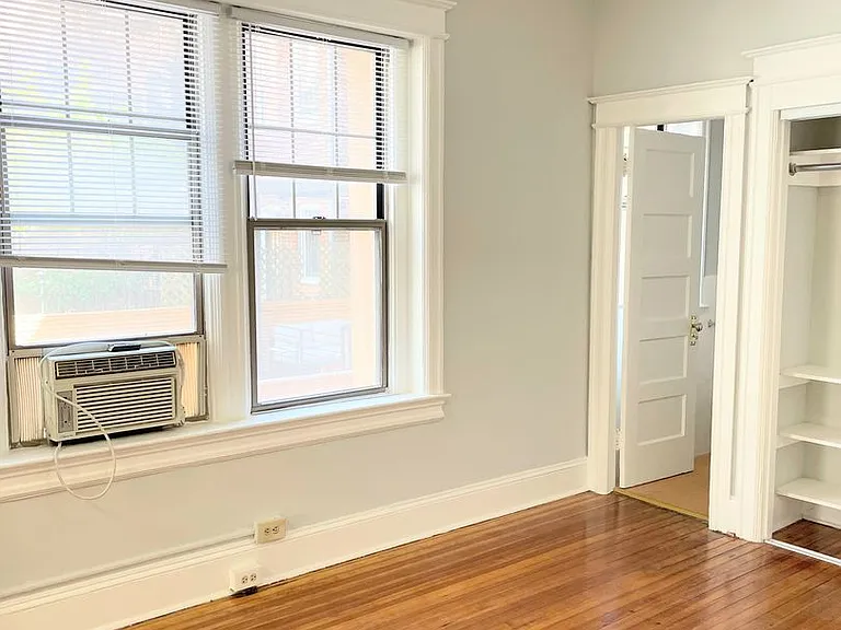 1715 P St NW — Photo 48