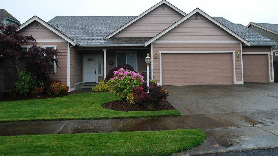 1st image of 17006 93rd Ave E