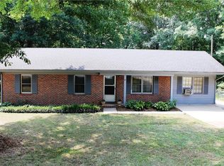 548 Peters St, Statham, GA 30666