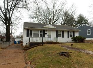 8570 Debbie Ct, Saint Louis, MO 63114